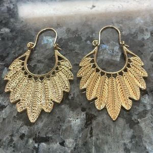 2/$29 or 3/$39 NWOT Gold-tone metal feather earrings